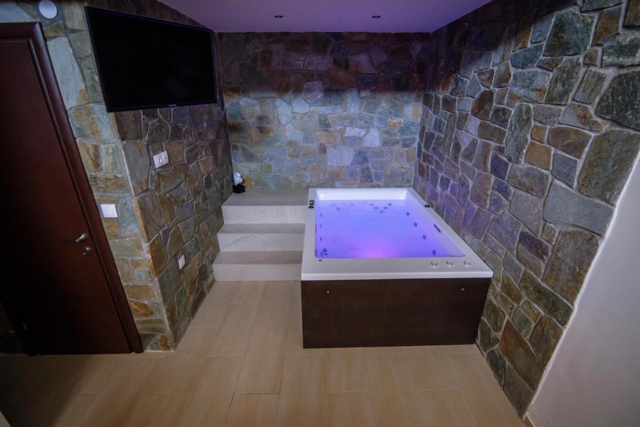 Stone Suites Пефкохорі Екстер'єр фото